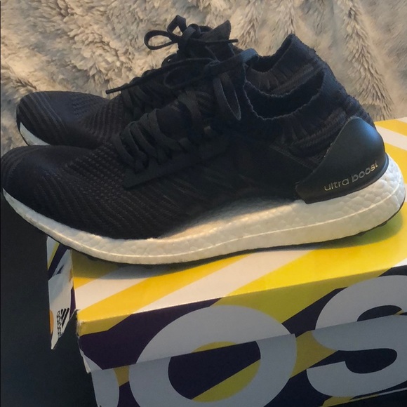 Adidas Ultra Boost - Picture 4 of 4
